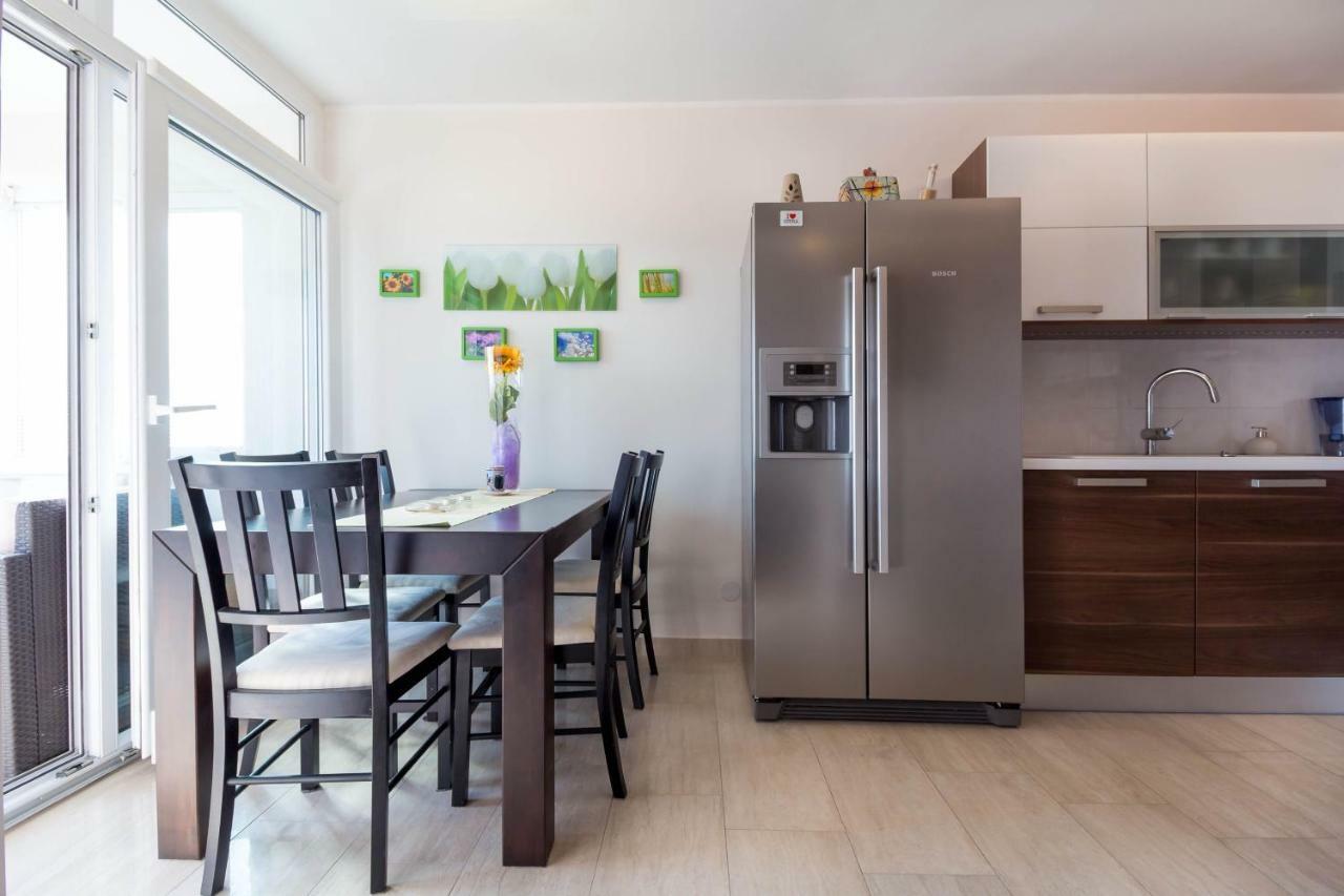 Luxury Apartment Sea Pula Bagian luar foto