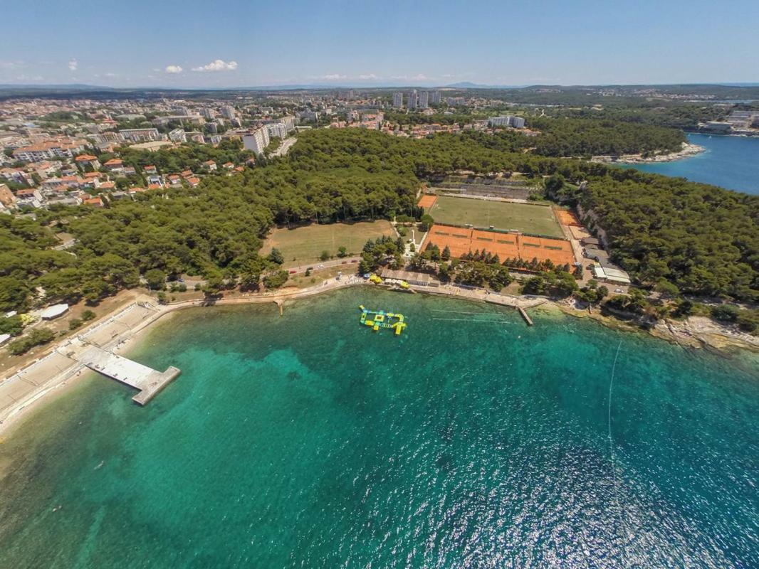 Luxury Apartment Sea Pula Bagian luar foto